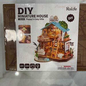 Rolife DIY Miniature House - Puppy's Cozy Villa
